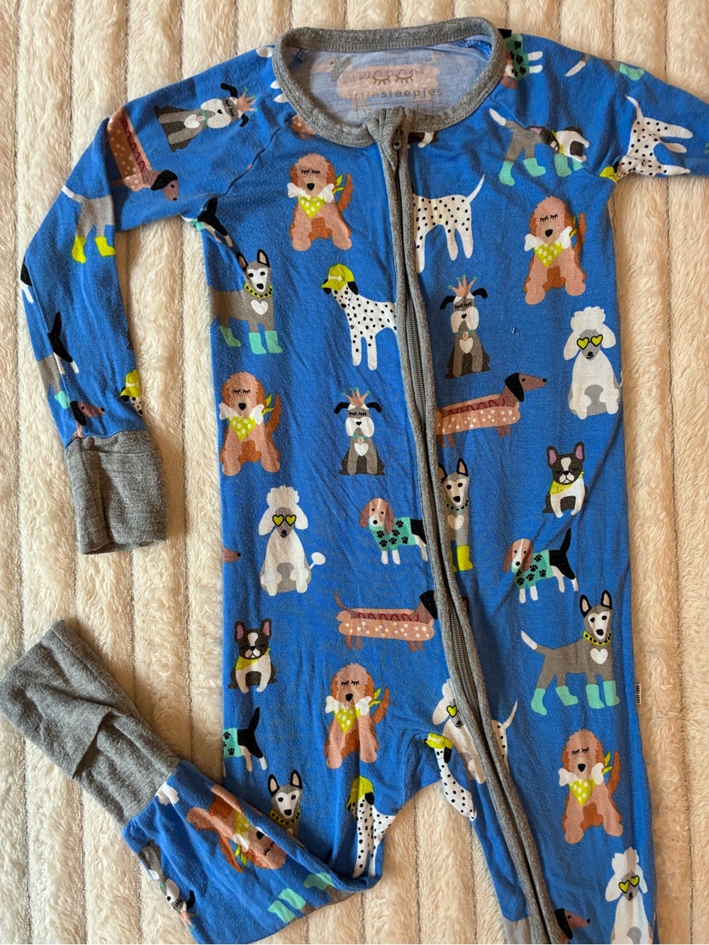 Little sleepies Dapper Dogs 12-18months